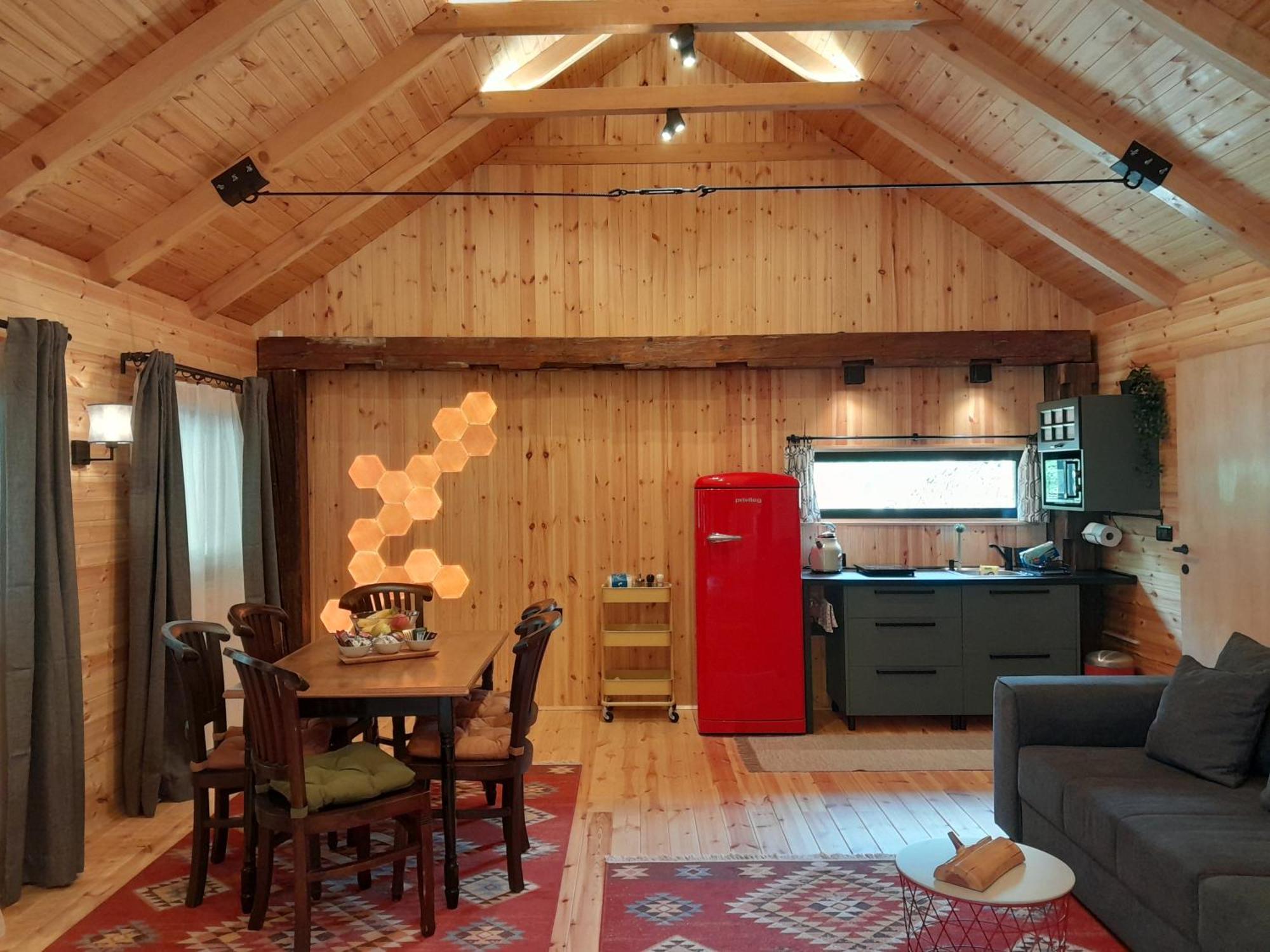 Nica Wood Villa Sremska Kamenica Luaran gambar