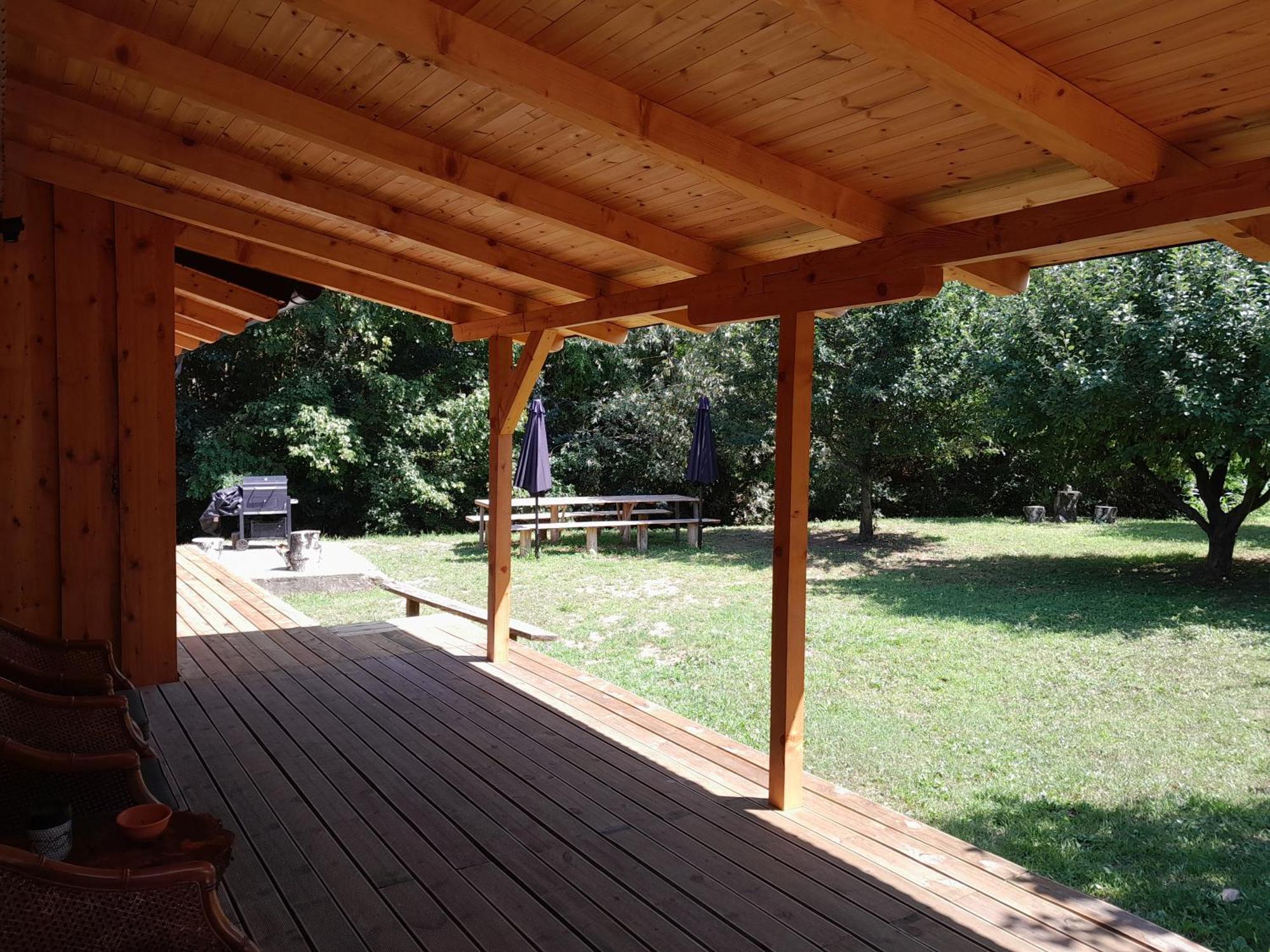 Nica Wood Villa Sremska Kamenica Luaran gambar
